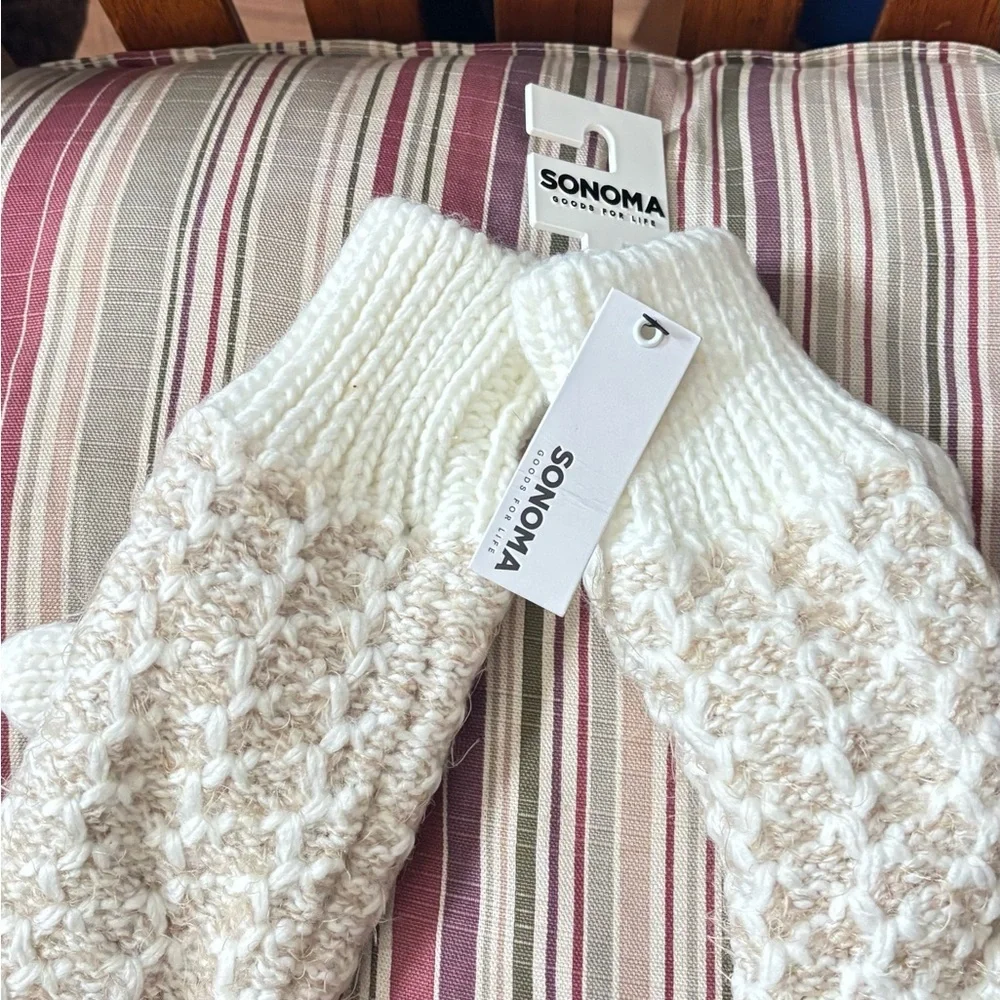 Sonoma White and Tan Knit Mittens